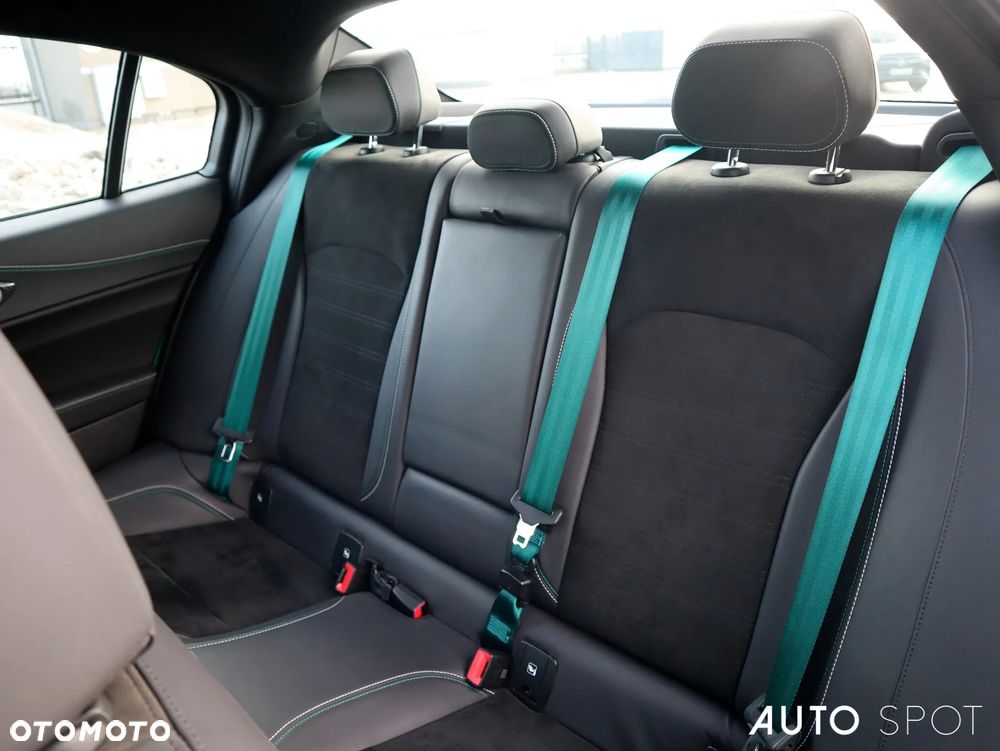 Alfa Romeo Giulia 2.9 Bi Turbo V6 Quadrifoglio - 38