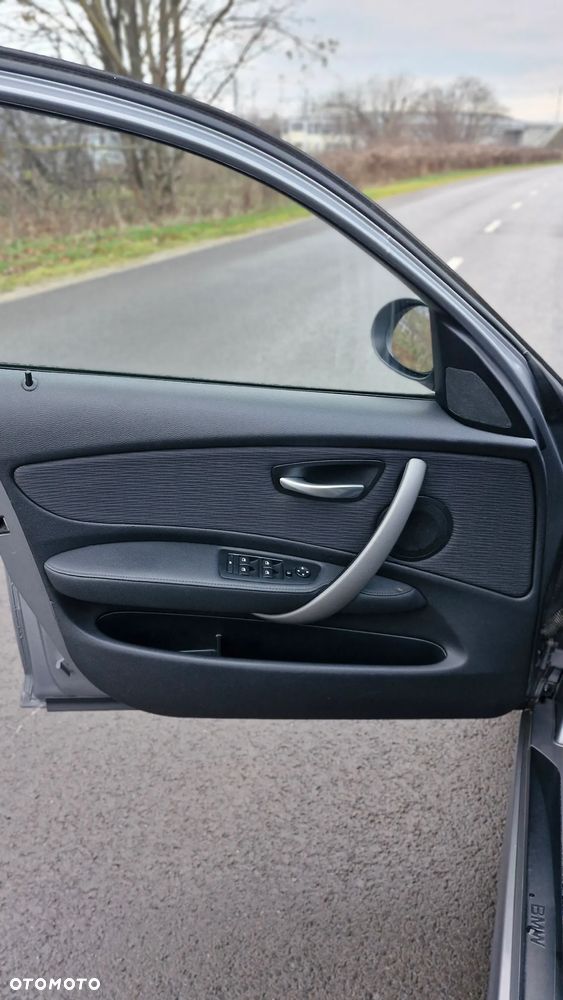 BMW Seria 1 118d DPF - 9