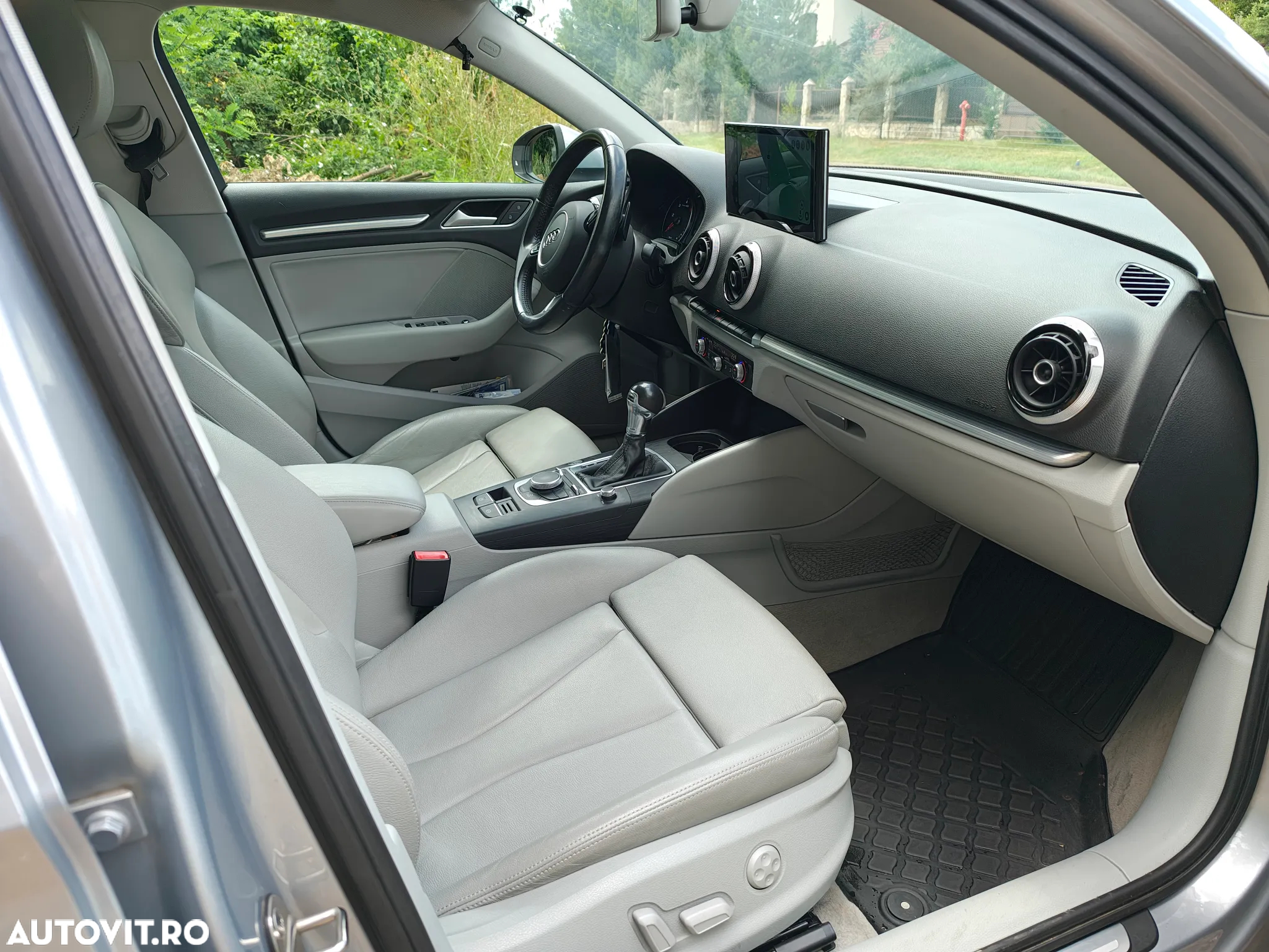 Audi A3 2.0 TDI S tronic Sport - 6