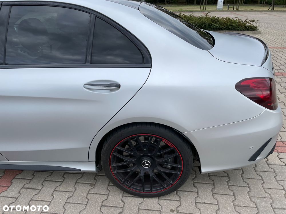 Mercedes-Benz Klasa C AMG 63 S - 9