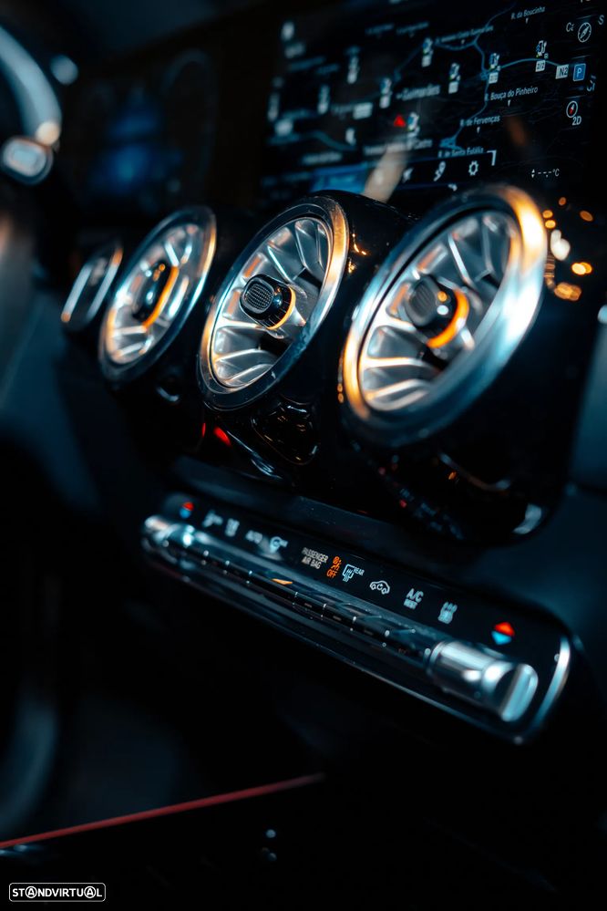 Mercedes-Benz GLA 250 e 8G-DCT AMG Line - 11