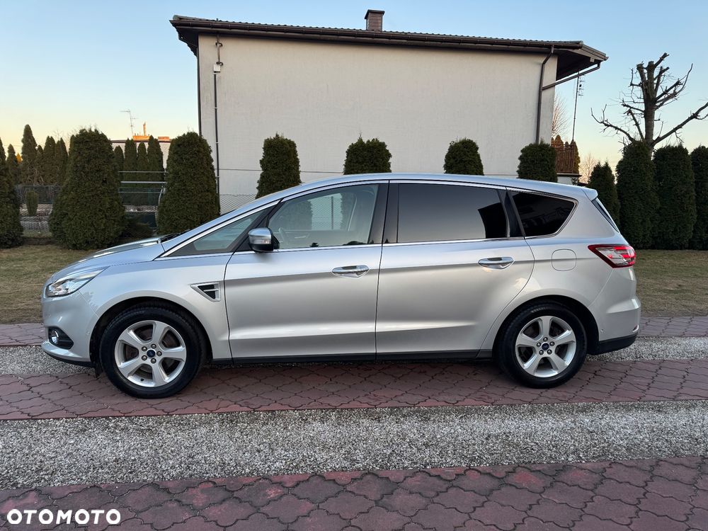Ford S-Max 2.0 TDCi Titanium PowerShift - 6