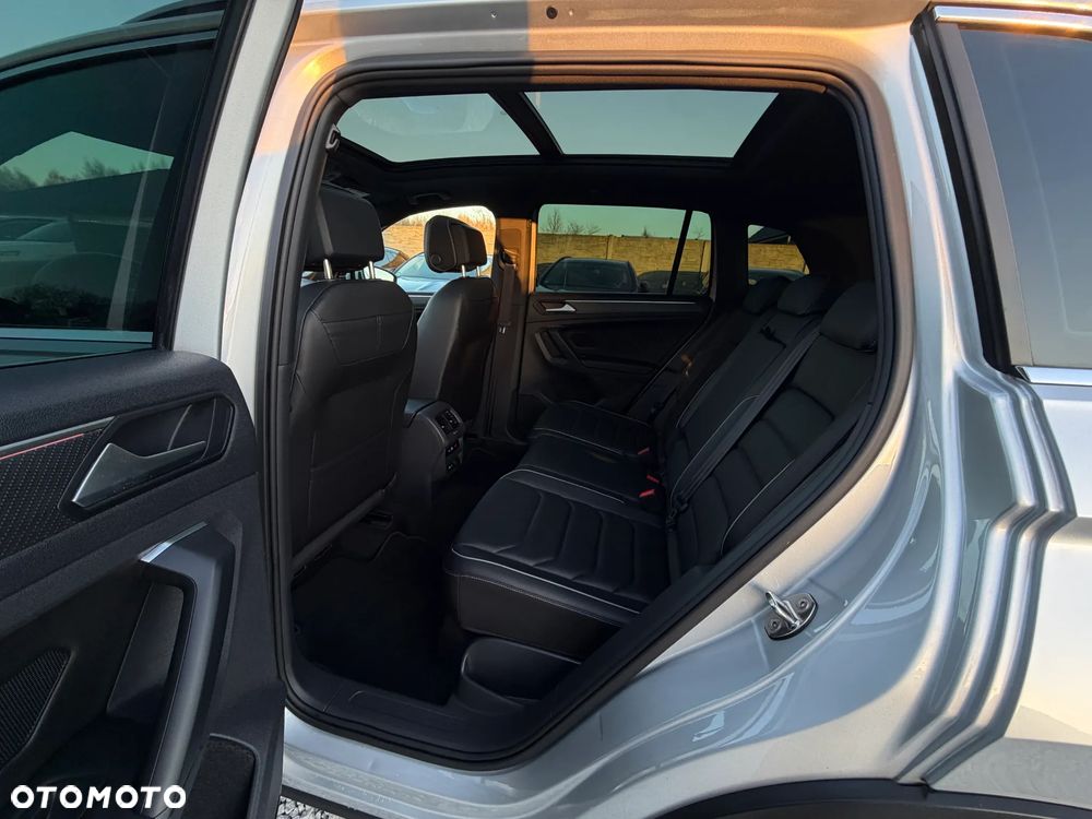 Volkswagen Tiguan - 31