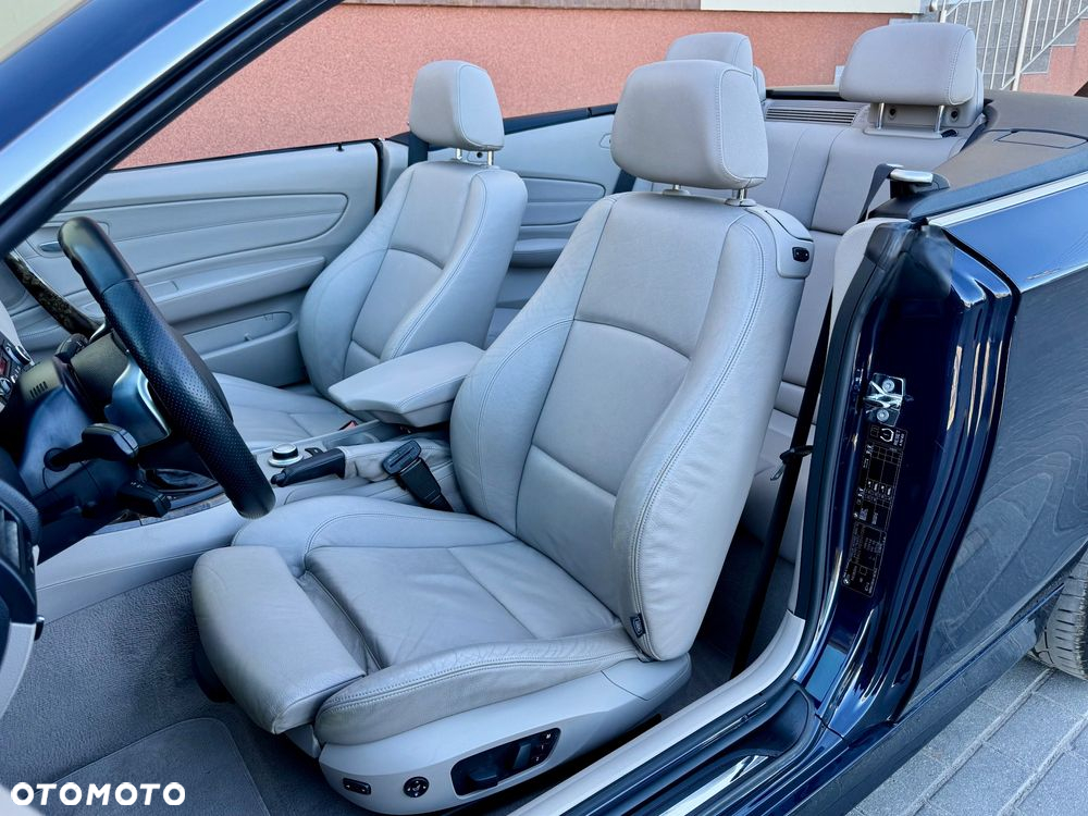 BMW Seria 1 125i Coupe - 8