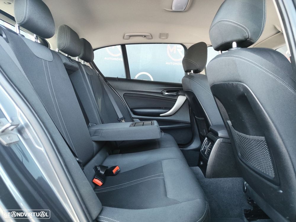 BMW 120 d xDrive Line Sport - 38