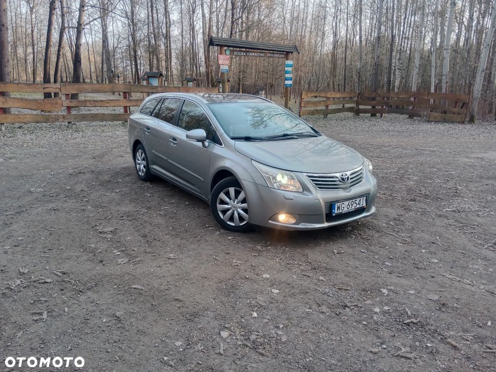 Toyota Avensis 2.0 Premium EU5 MS - 7