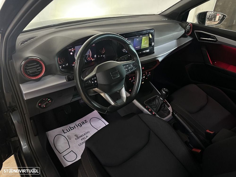 SEAT Arona 1.0 TSI FR - 9
