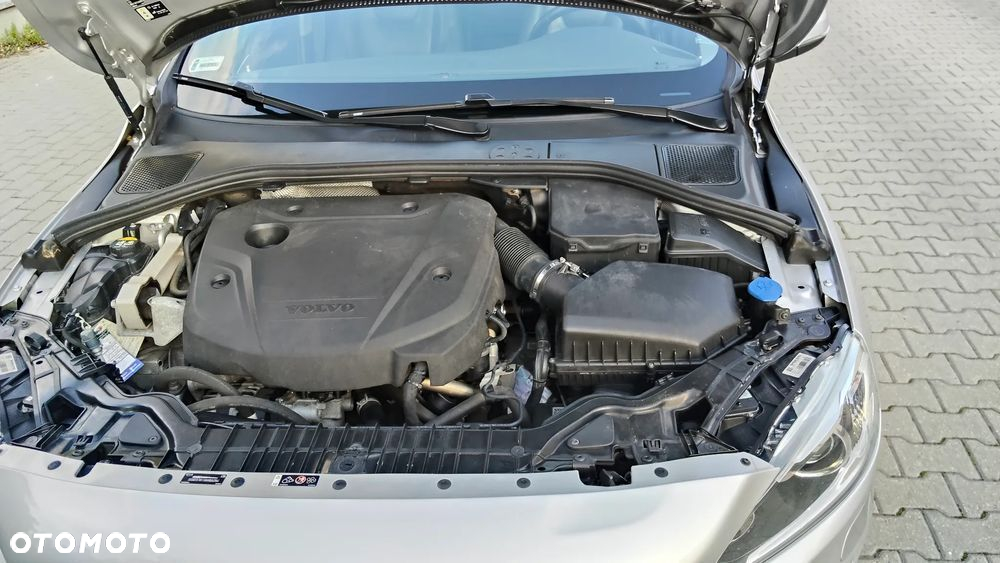 Volvo V60 D3 Drive-E Summum - 27