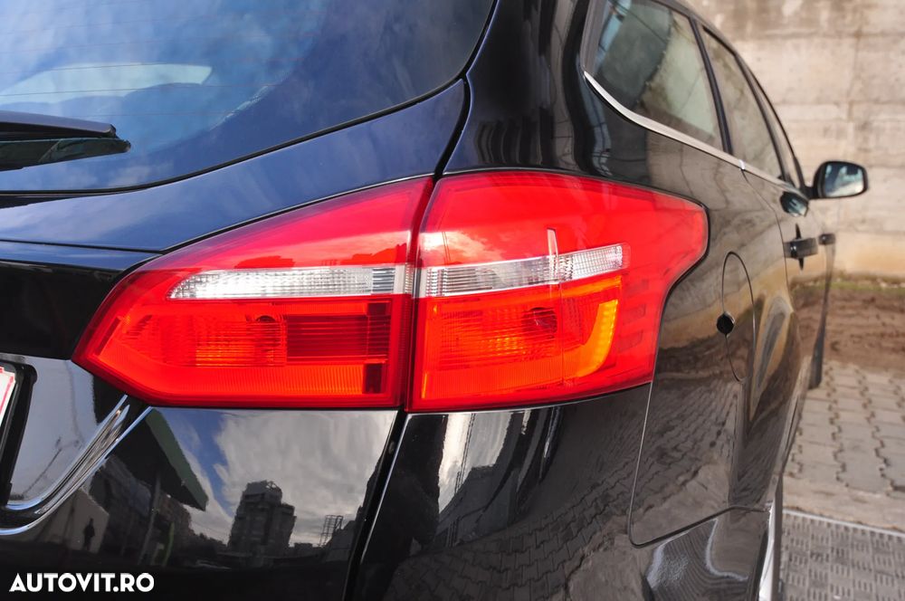 Ford Focus 1.5 EcoBoost Start-Stopp-System Aut. TITANIUM - 14