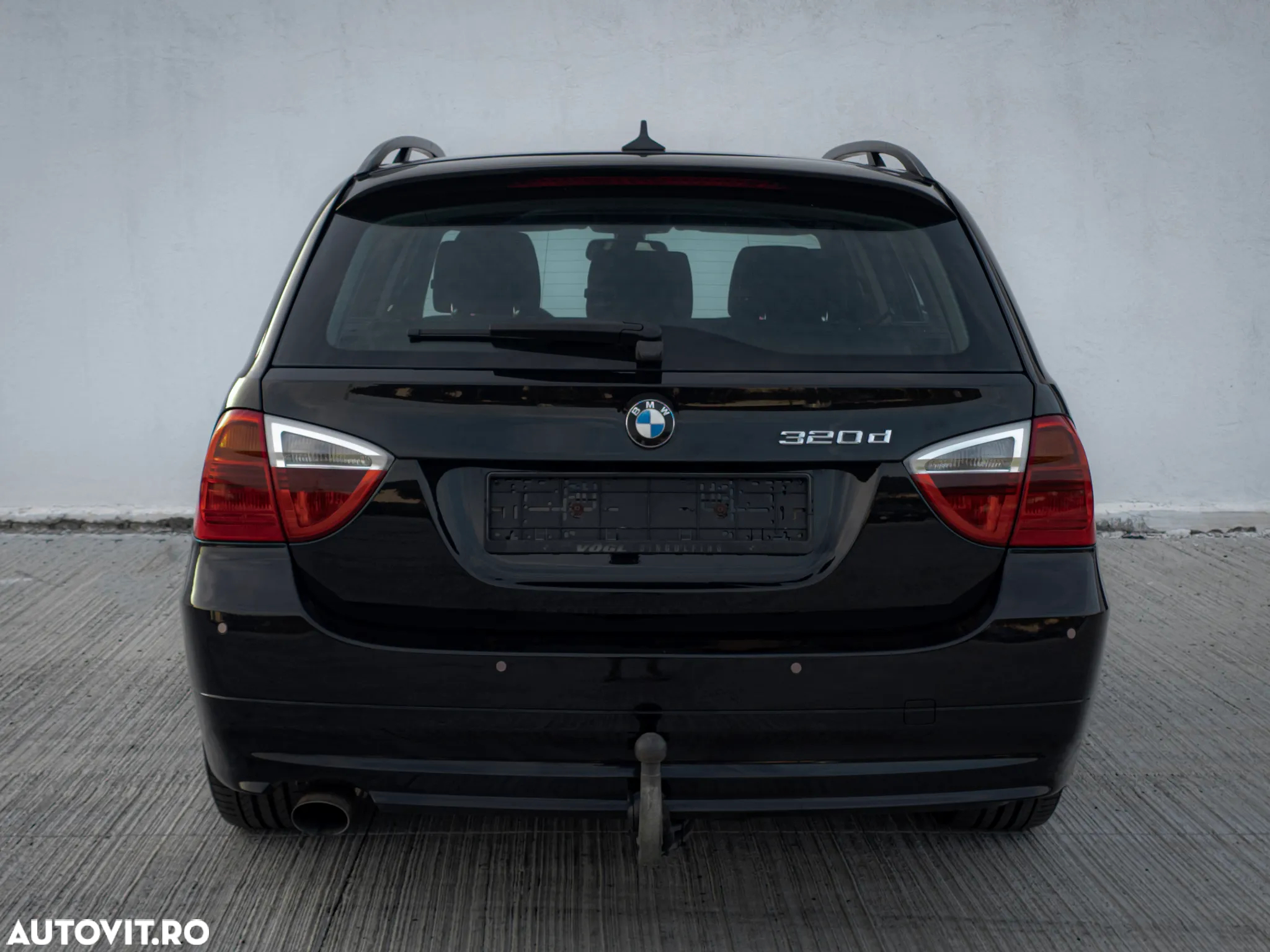 BMW Seria 3 320d DPF Touring - 5