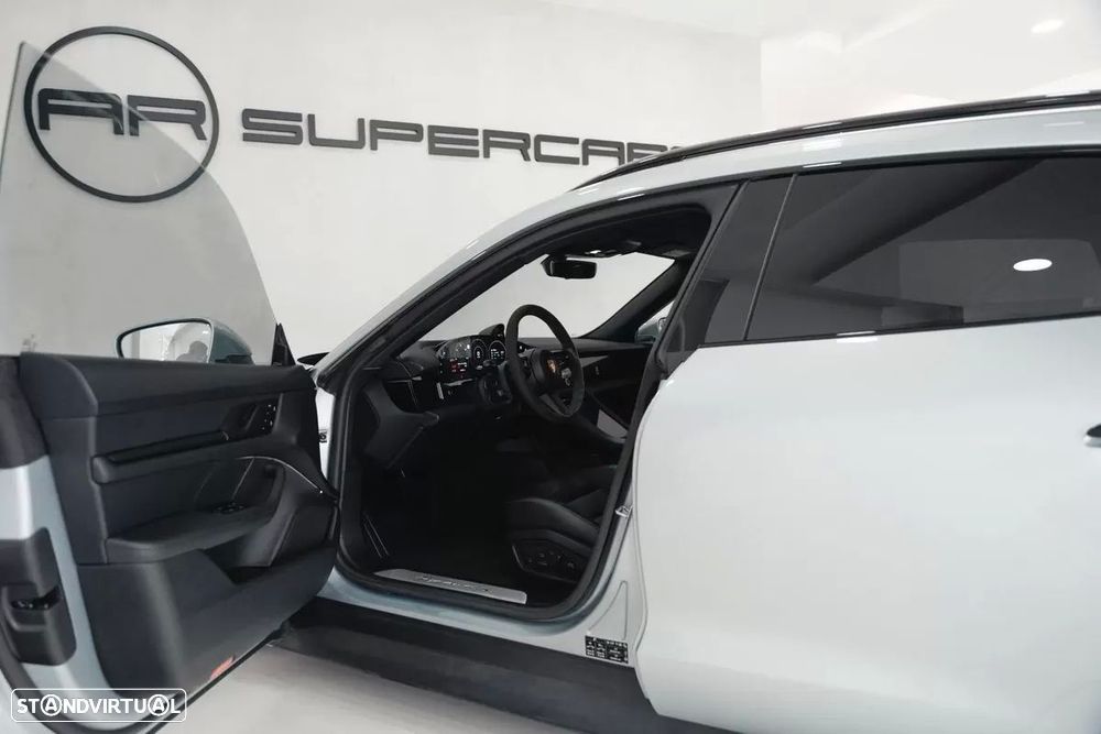 Porsche Taycan Sport Turismo 4S - 16