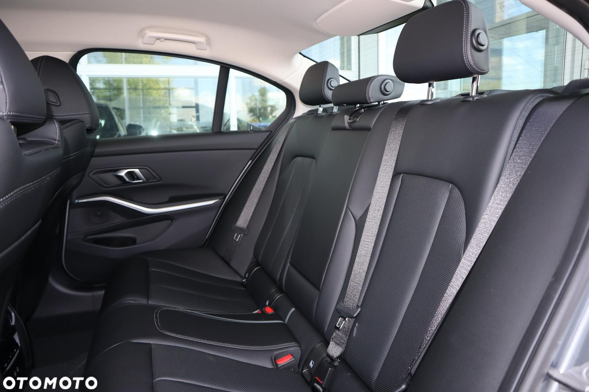 BMW Seria 3 - 12