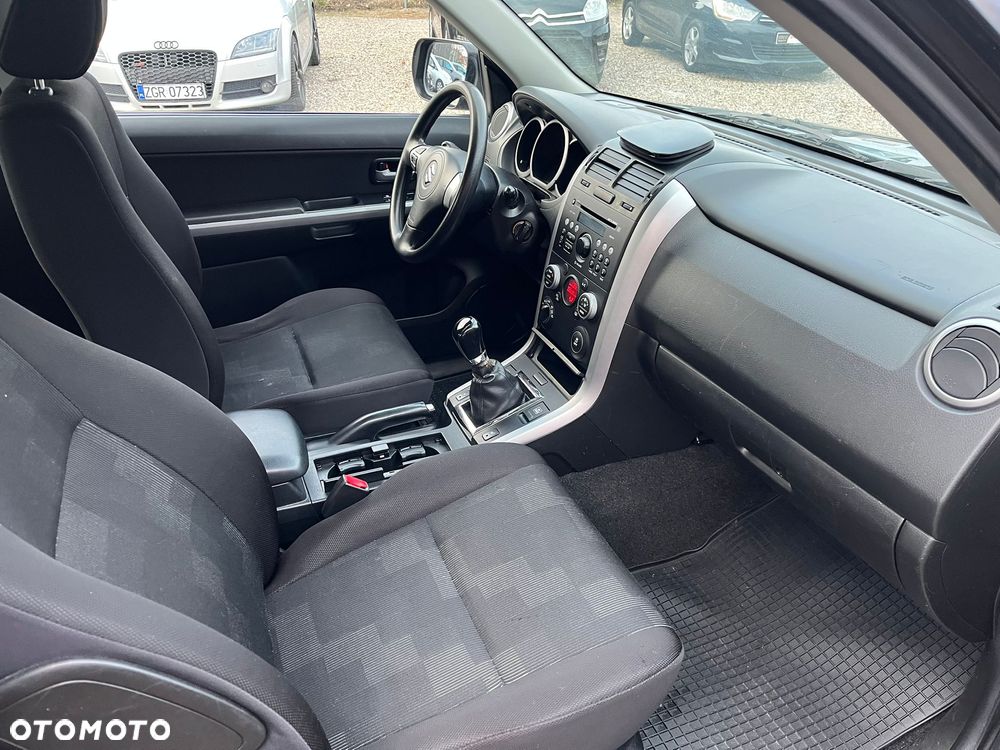 Suzuki Grand Vitara 1.9 DDiS - 7