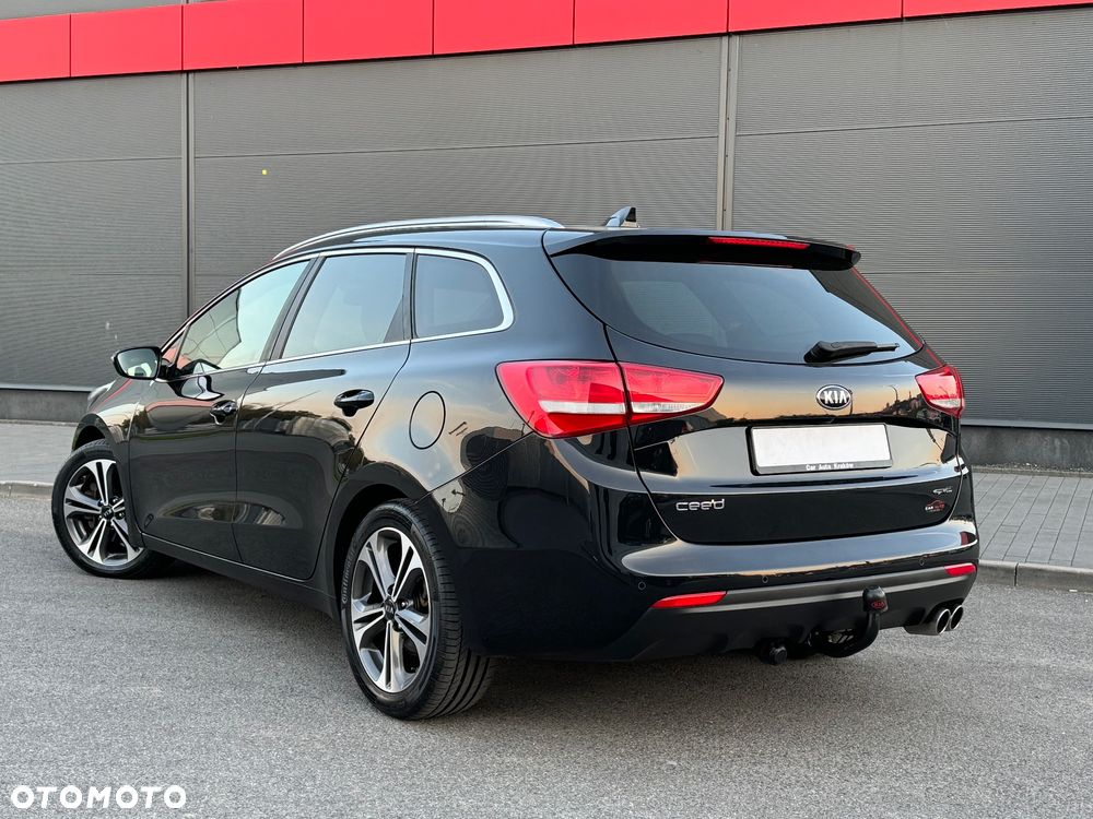 Kia Ceed 1.6 CRDi GT Line DCT - 4