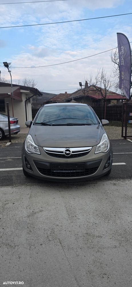 Opel Corsa 1.4 16V Satellite - 13