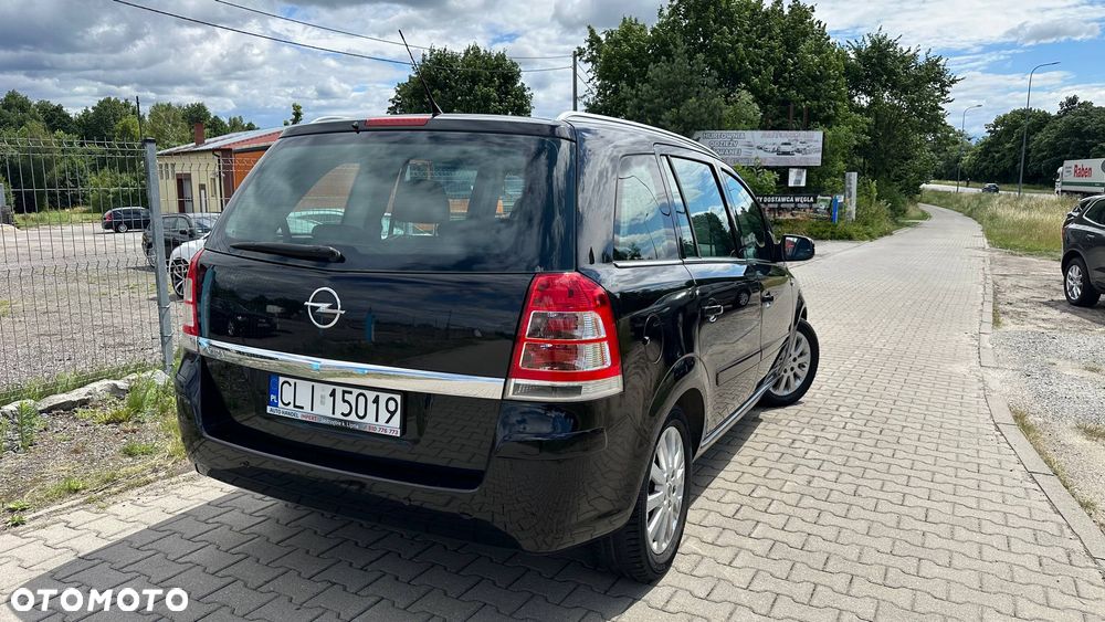 Opel Zafira 1.8 Sport - 16