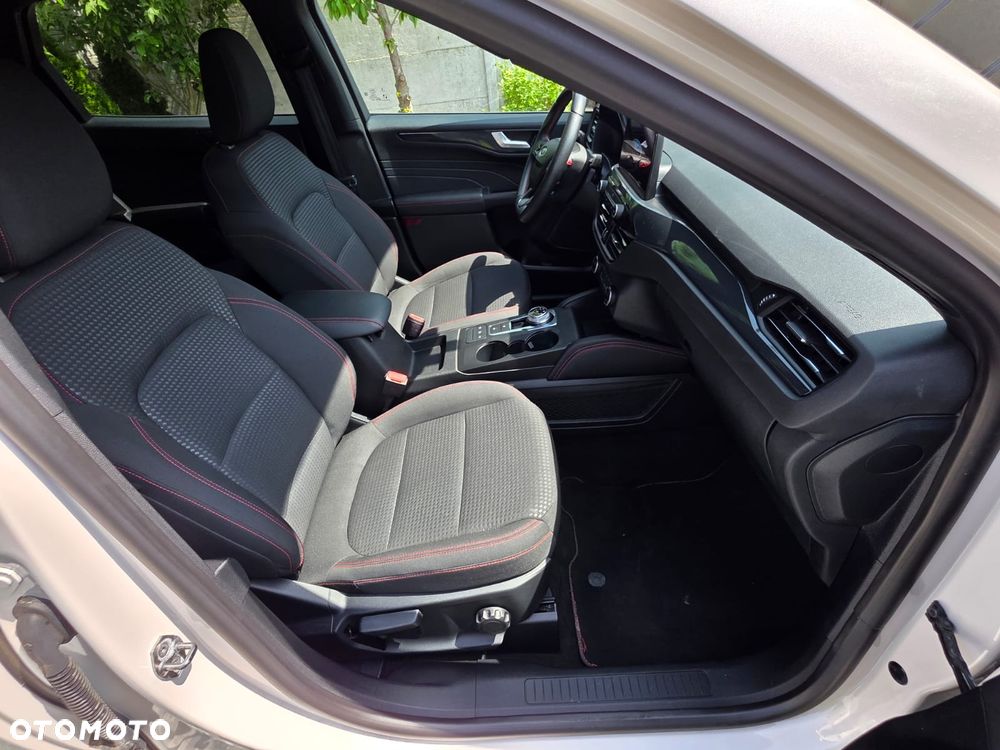 Ford Kuga 2.5 FHEV FWD ST-Line X - 14