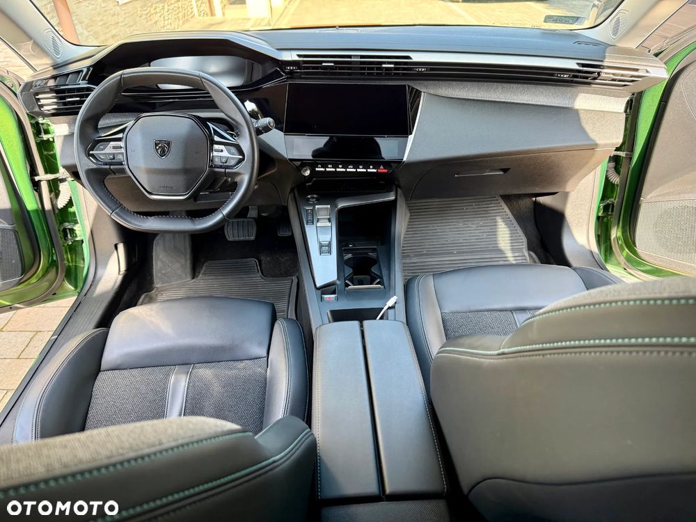 Peugeot 308 1.2 PureTech Allure Pack S&S EAT8 - 16