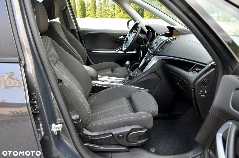 Opel Zafira - 17