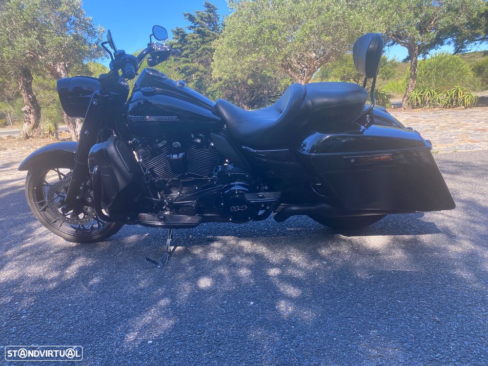 Harley-Davidson FLHR Road King Special - 12