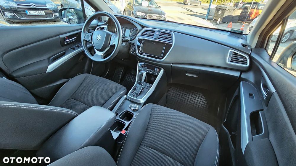 Suzuki SX4 S-Cross 1.4 T Premium 4WD - 17