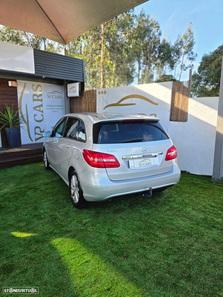 Mercedes-Benz B 200 CDI BlueEFFICIENCY - 11