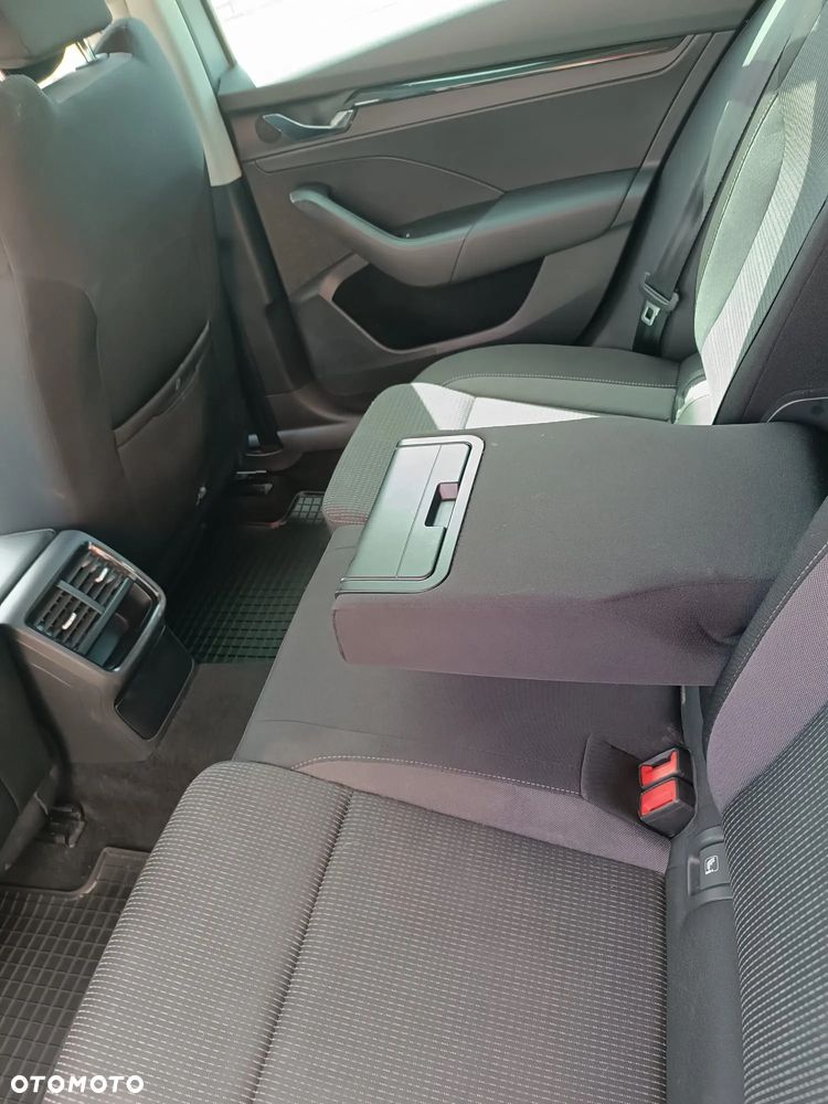 Skoda Octavia 2.0 TDI Ambition - 15