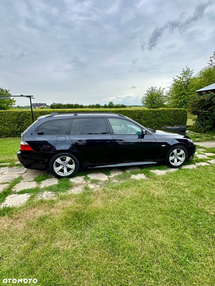 BMW Seria 5 525d - 9