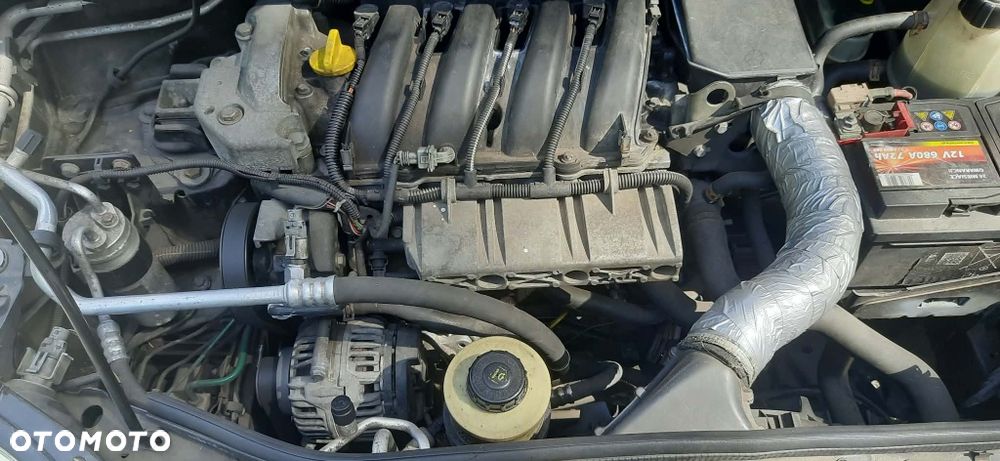 Renault Scenic - 4