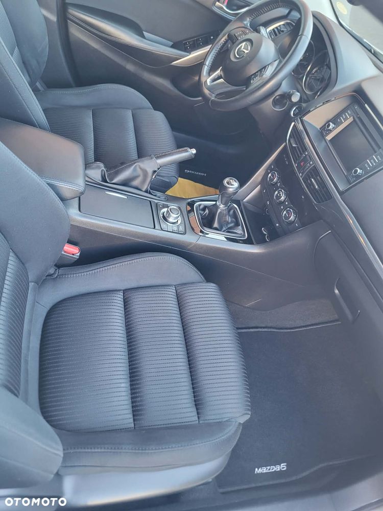 Mazda 6 ver-2-0-skyactiv--g-center--line - 7