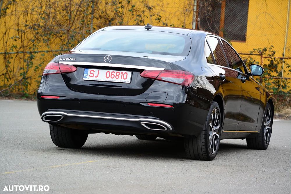 Mercedes-Benz E 300 de 9G-TRONIC - 3