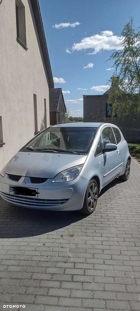 Mitsubishi Colt - 2
