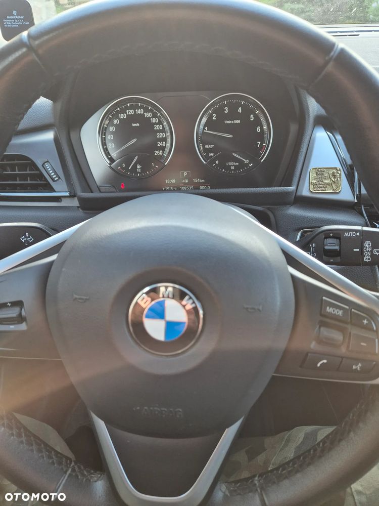 BMW Seria 2 218i - 7