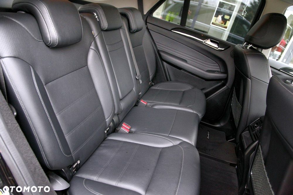 Mercedes-Benz GLE - 14