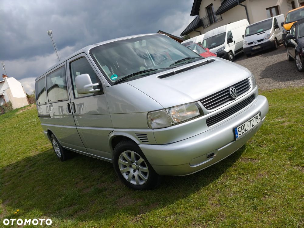 Volkswagen Multivan - 14