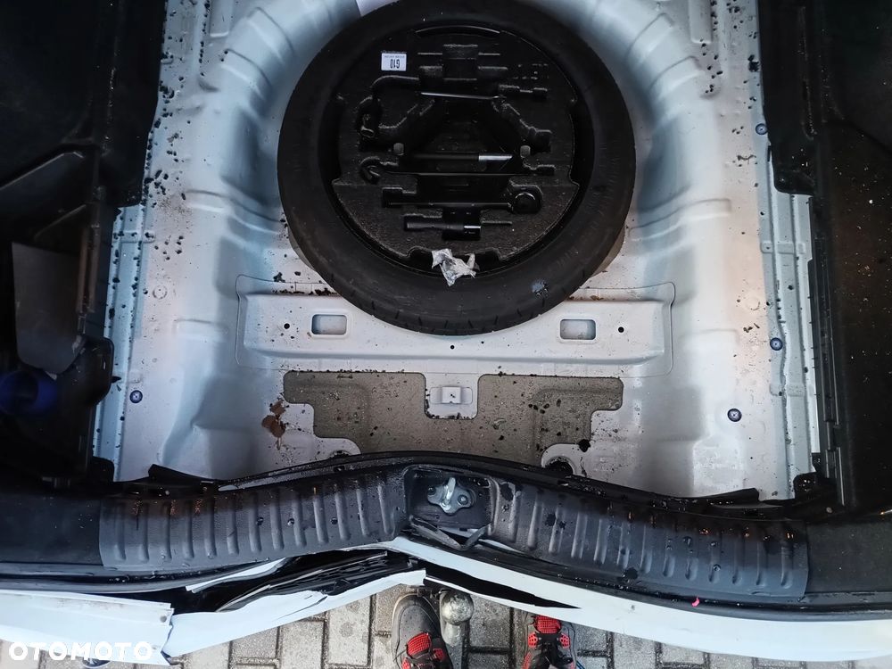 Kia Ceed 1.5 T-GDI OPF JBL Sound Edition - 22