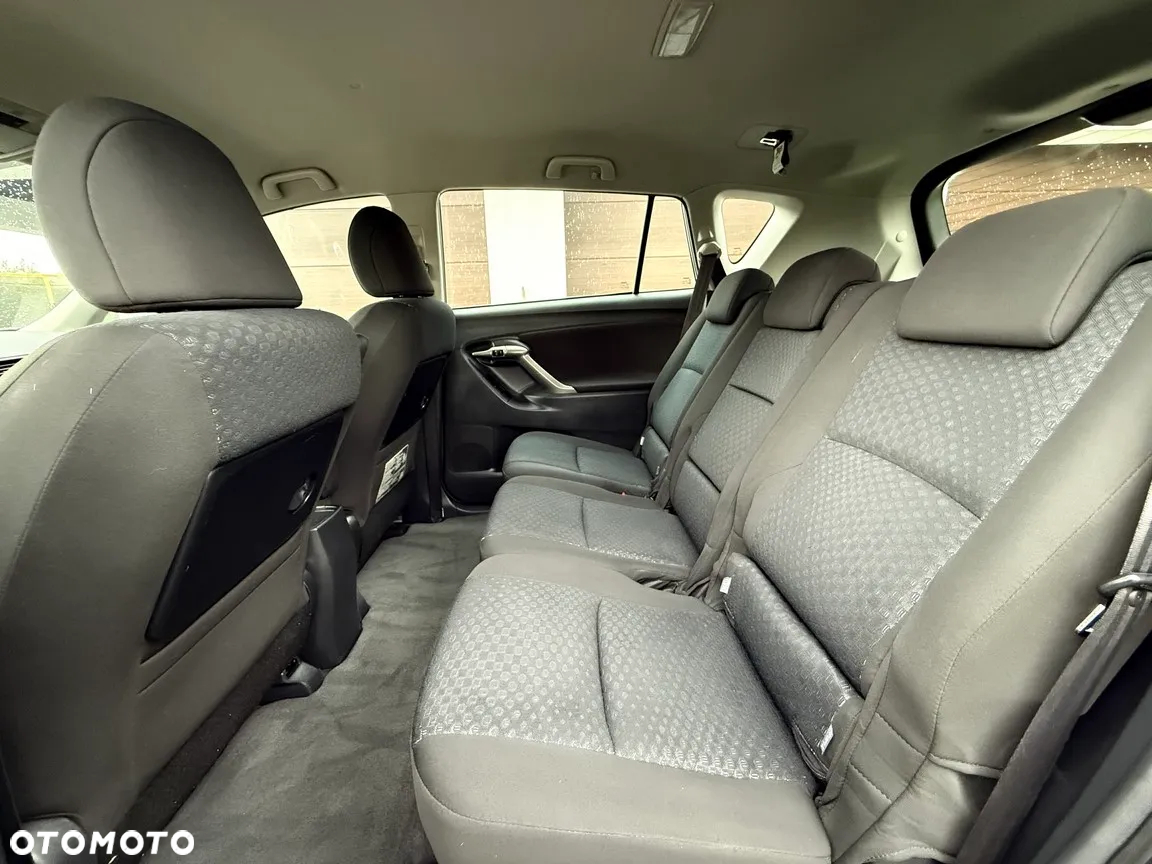 Toyota Verso 1.8 Edition - 18