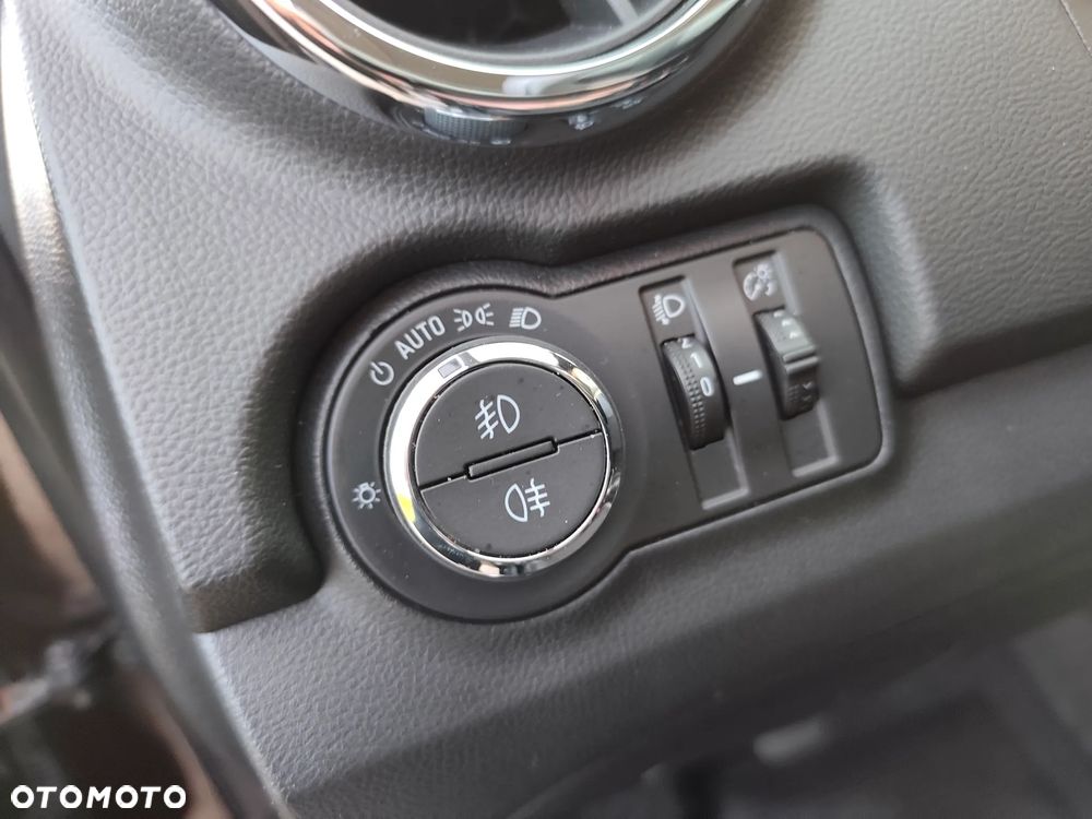 Chevrolet Trax 1.4T AWD LS+ - 12