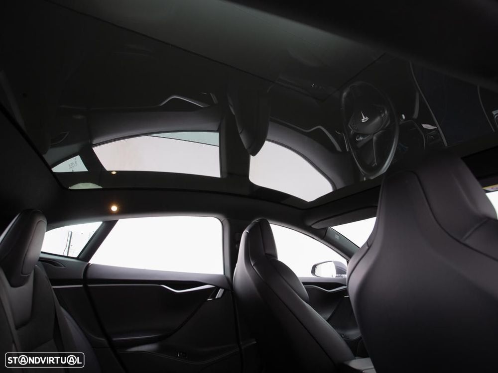 Tesla Model S 75D - 12