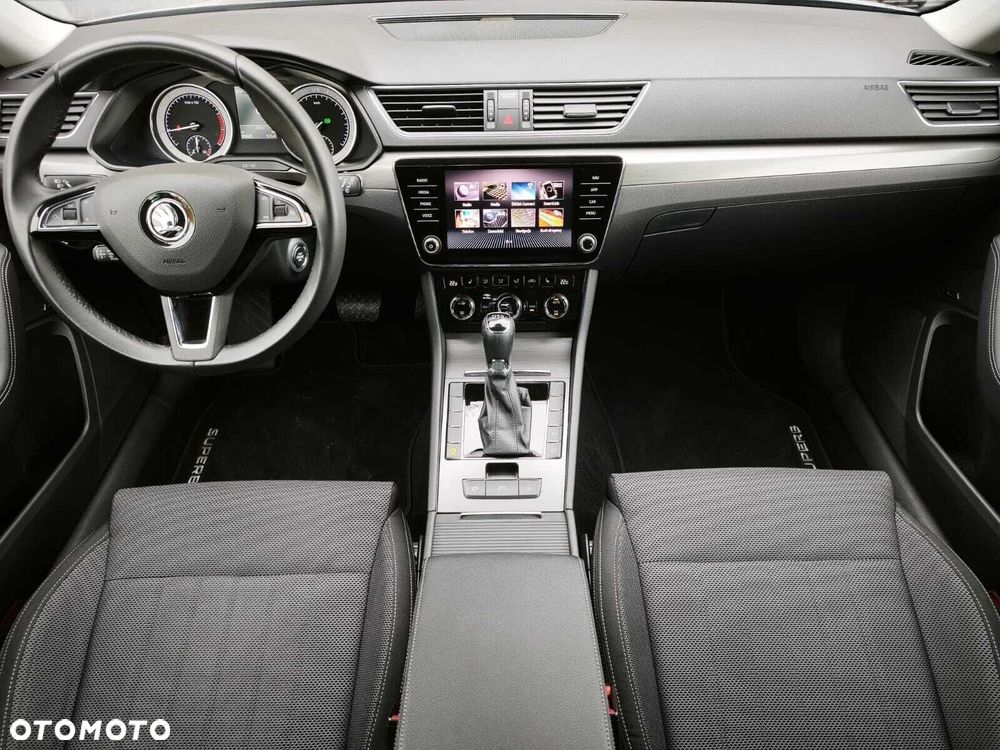 Skoda Superb 1.5 TSI ACT Style DSG - 5