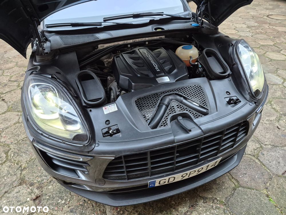 Porsche Macan S - 27
