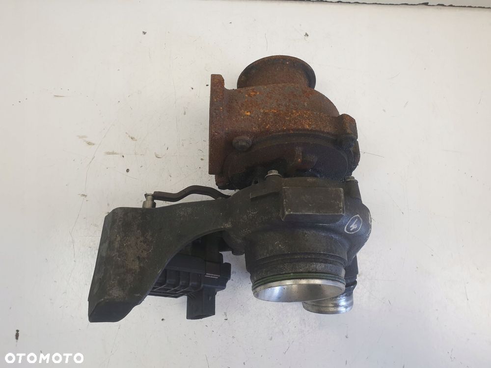 TURBOSPRĘŻARKA BMW E87 2.0 D _ turbo 7810189C - 3