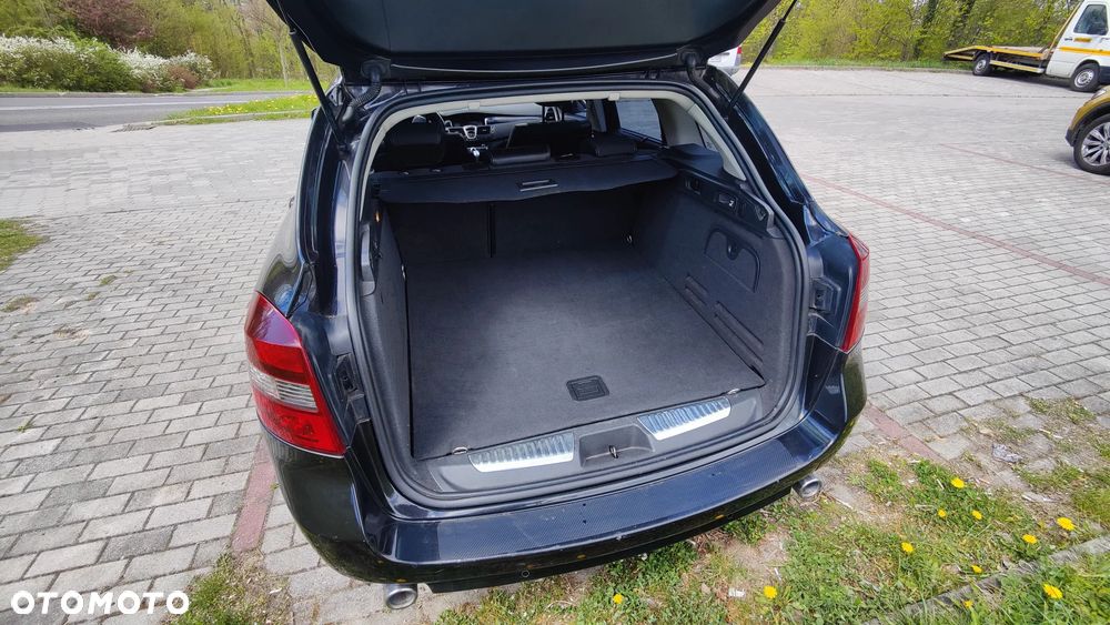 Renault Laguna dCi 175 FAP Bose Edition - 20