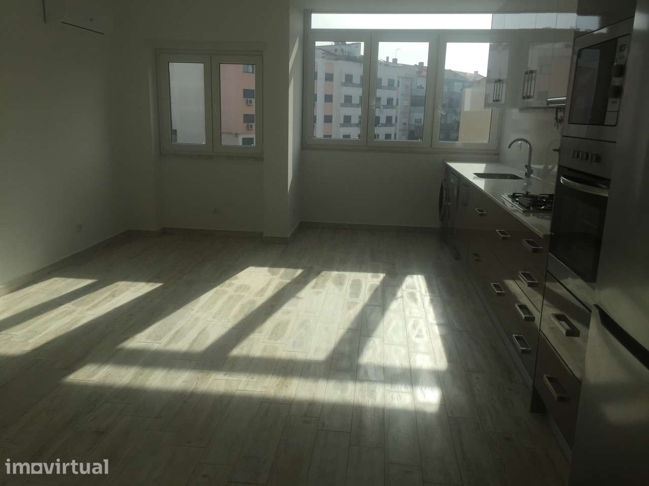 T1 - totalmente remodelado - Hospital do Barreiro - Grande imagem: 4/24