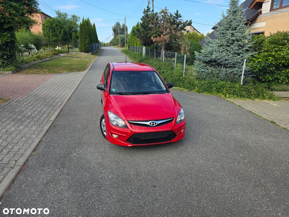 Hyundai i30 1.4 Base + - 33