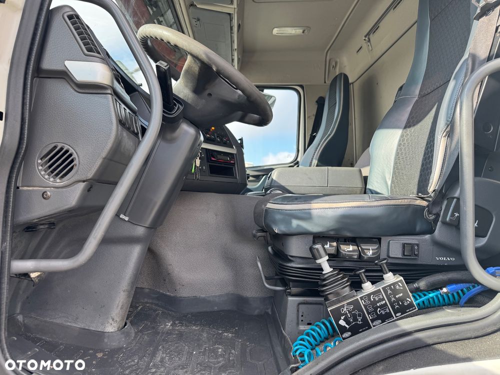 Volvo FMX 460 13L 8x4 MEILLER HYDROBURTA ładne i zadbane - 37