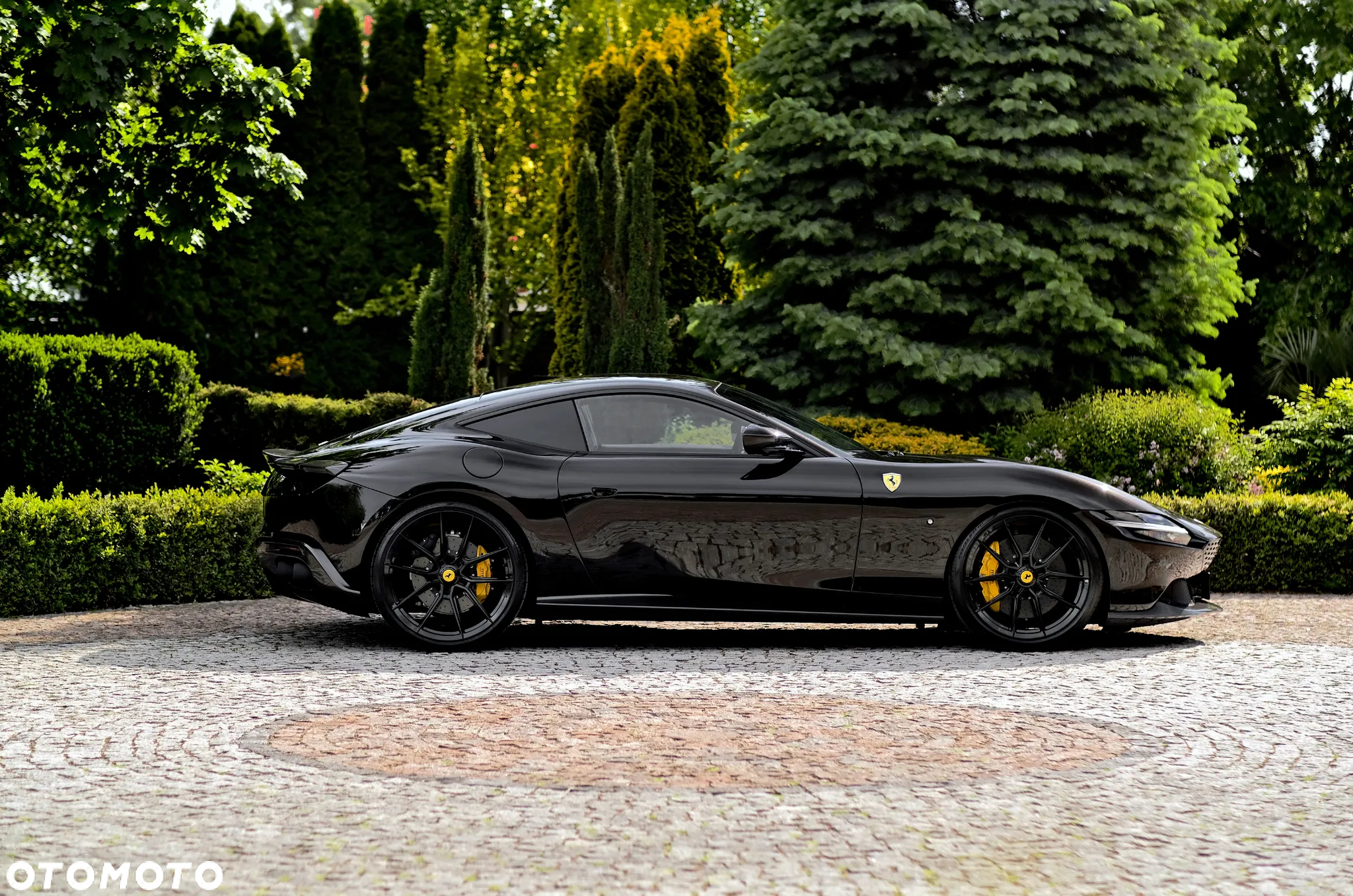 Ferrari Roma - 6