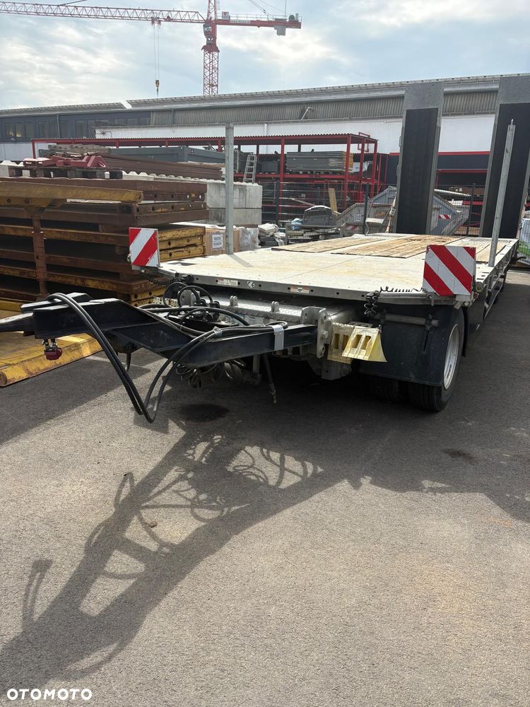 Kögel Niskopodwoziowa Laweta Ocynk 30000 kg Hydraulika Igła z Niemiec - 1