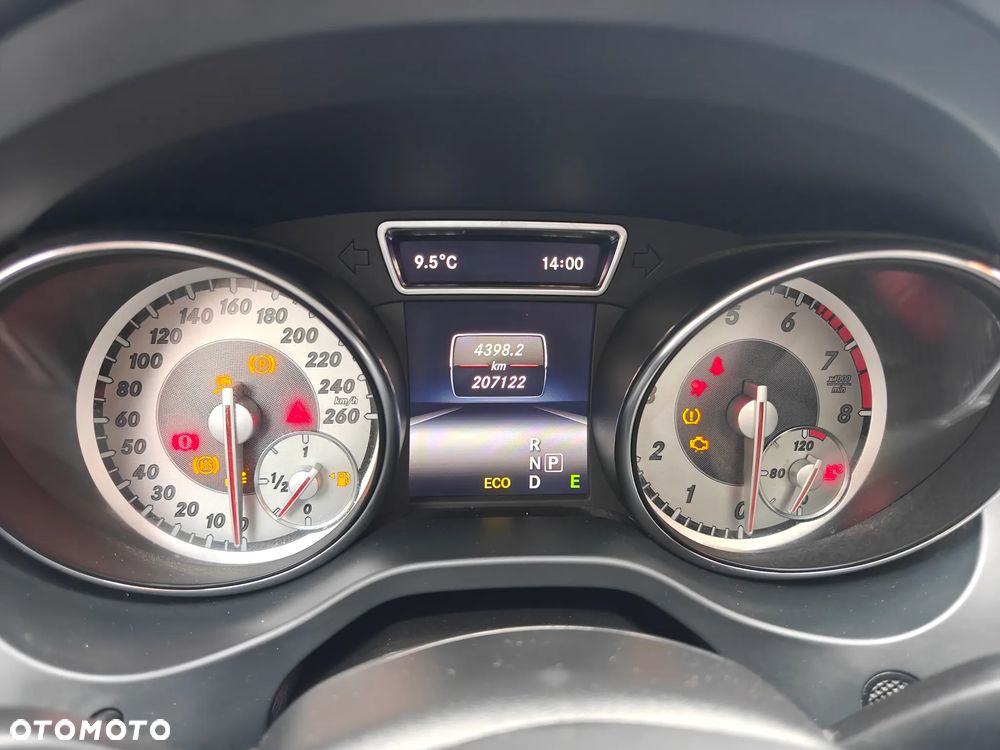 Mercedes-Benz CLA 250 7G-DCT AMG Line - 15
