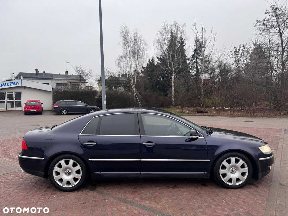 Volkswagen Phaeton 2004 photo 2